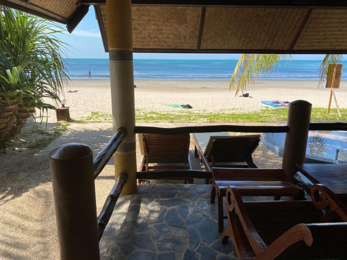 Laguna Beach Club Resort Ko Lanta Dış mekan fotoğraf