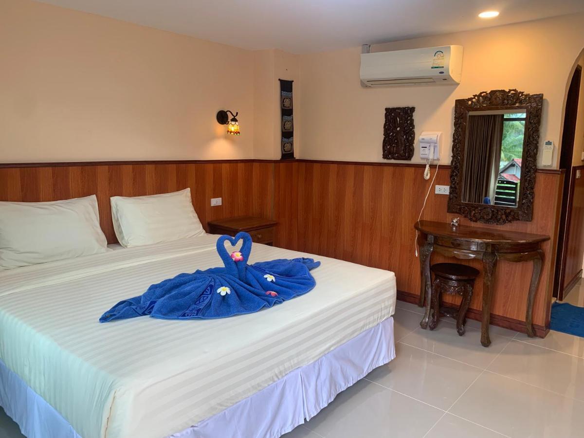 Laguna Beach Club Resort Ko Lanta Dış mekan fotoğraf