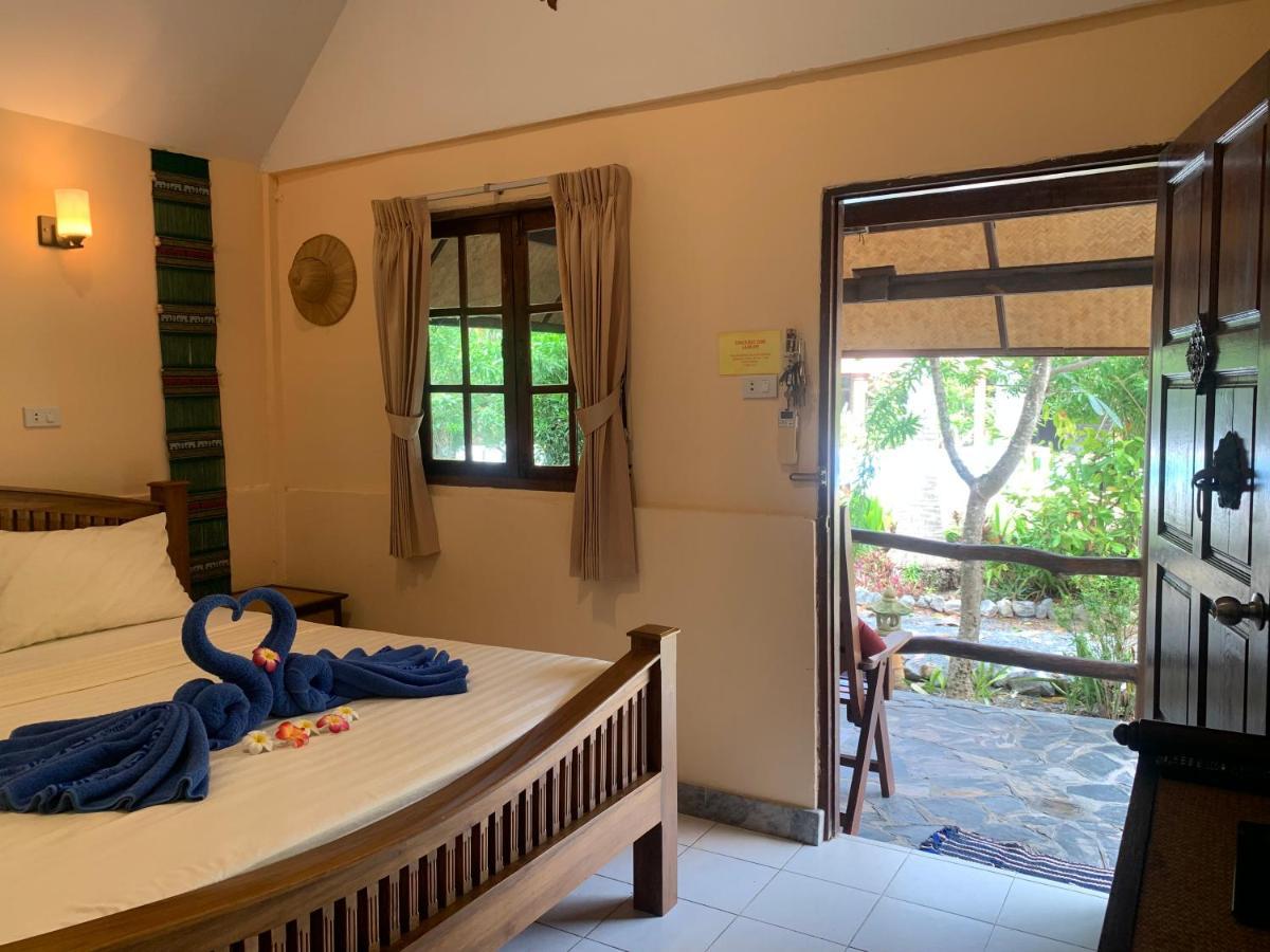 Laguna Beach Club Resort Ko Lanta Dış mekan fotoğraf